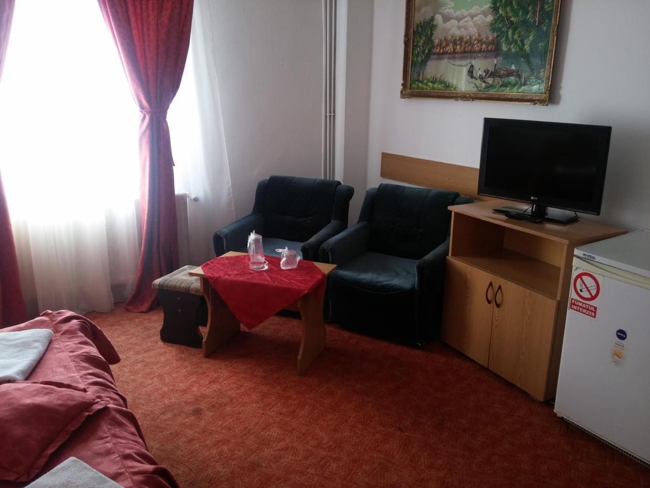 Bed and Breakfast Riviera Valceana Римніку-Вилча Екстер'єр фото